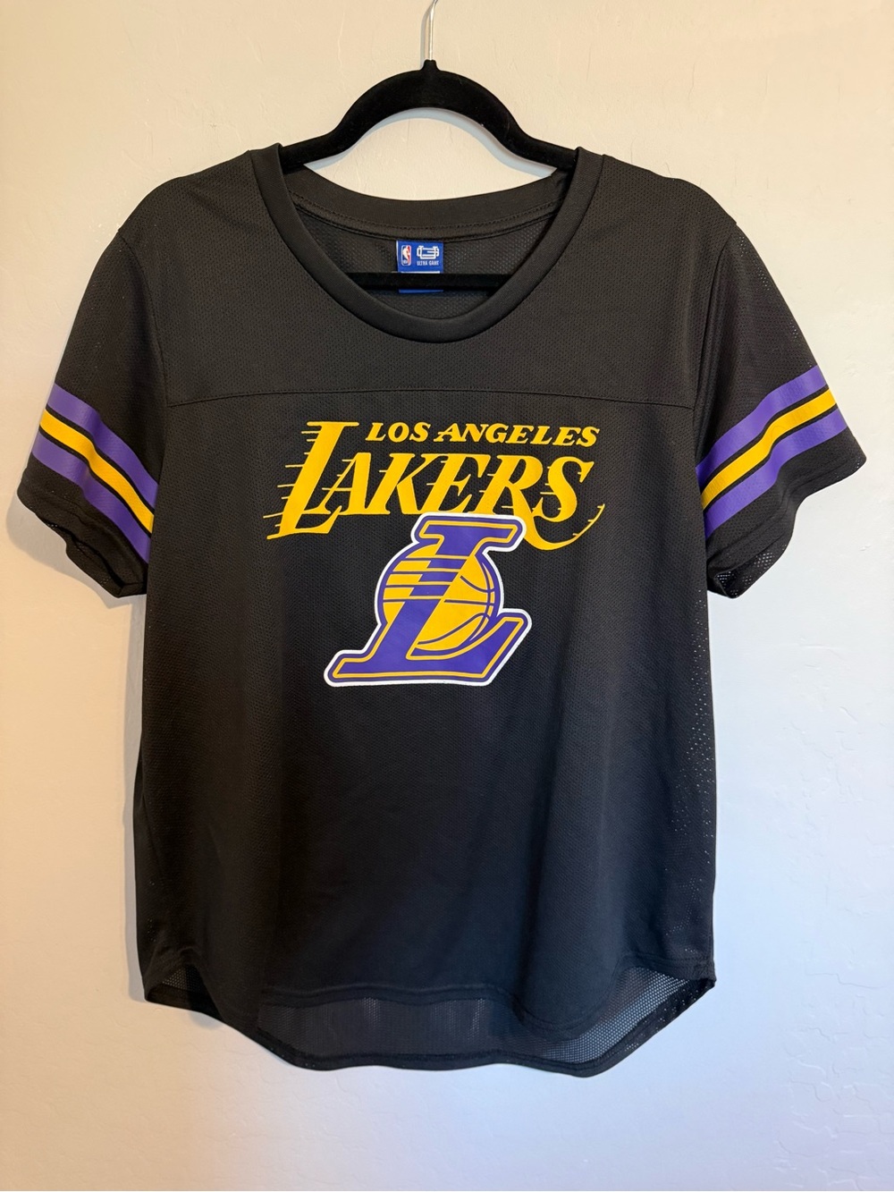 NBA Los Angeles Lakers Black and Yellow Graphic Tee